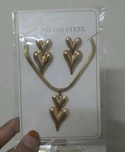 Heart necklace set Anti Tarnish