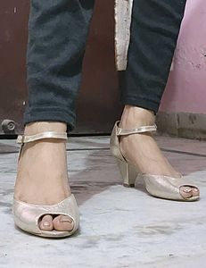 Haute Curry Golden Peeptoe Heels