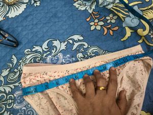 New Patterned Women's Briefs in 32 waist