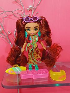 Barbie Extra Minis Travel Doll with Beach Fashion