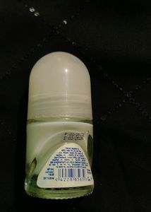 Mini 2 Basket &amp; Nivea Roll On