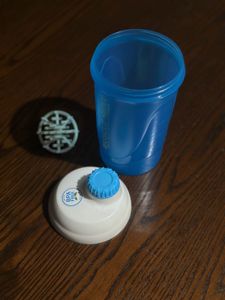 Muscle Hunt Shaker Bottle.Gym Use Protein Shake