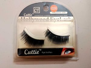 Cuttie Hollywood Eyelashes