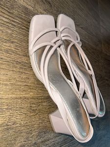 Zudio Heels in pink