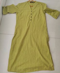Green Printed Ethnic Collar 3/4th Sleeves Wom