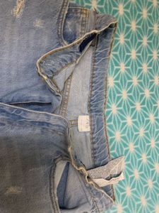 Ripped Light Wash Jeans &amp; free gift🎁