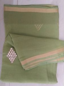 Green Saree (No Blouse)