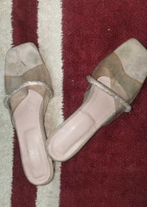 heels daily used 👠