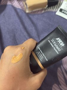 NYKAA SKINshield Foundation