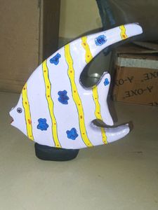 Fish Home Decorate In Showcase