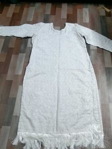 beautiful White chikankari kurta