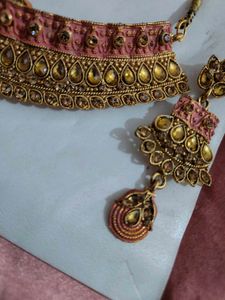 Peach Necklace Set with earrings