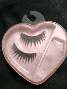 MyGlamm Makeup Kit