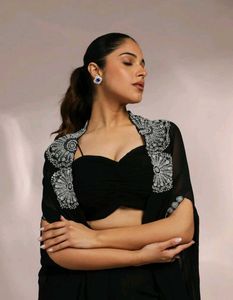 Radiant Black Side Slight Pant And Cape Set