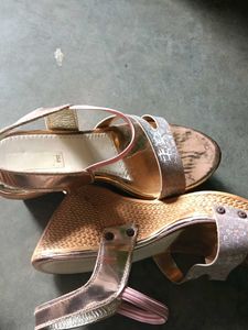 girls heel  fasion stylees