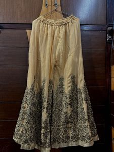 Embroidered Ethnic Kurta