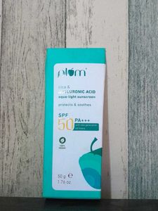 Plum Cica &amp; Hyaluronic Acid Aqua Light Sunscreen