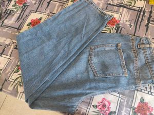 Medium Blue Denim Mom Fit Ankle Length