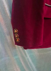 Men&#39;s Custom Made Velvet Coat