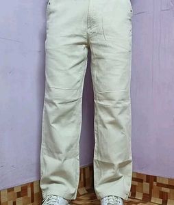 White Pant