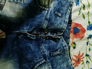 Distressed Graphic Print Jeans