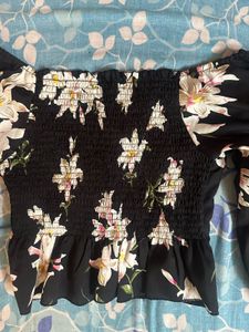 Floral Print Off-Shoulder Top