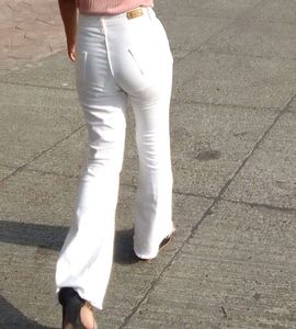 WHITE BOOTCUT JEANS