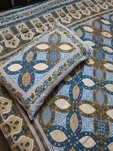 Beautiful Cotton Double Bedsheet &amp; 2 Pillow Cover