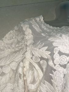 H&amp;M OffWhite Floral Lace Scoop