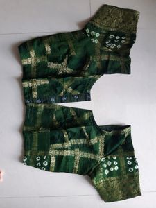 Full Ready Green Bandhani With Stitching Blouse