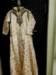 Embroidered Kurta Set