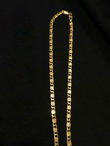 Stunning Imitation Gold Chain for Fashionistas.