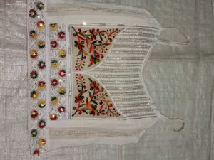 New Stylish Top For Girls.....