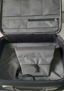 Samsonite unisex zipper Briefcase / laptop bag