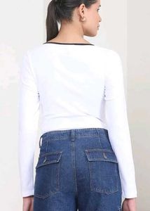 Full Sleeves Neck Tie up Sleeve Top