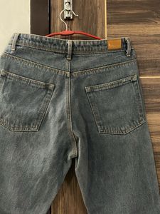 Grey Mom Fit Jeans 👖