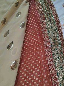 i am selling saree with blouse