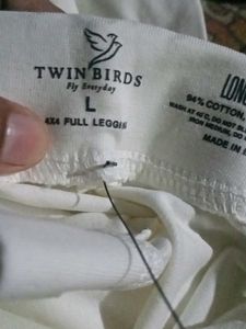 Stylish white Leggings