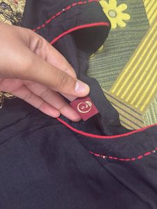 Elegant Black Embroidered Kurta