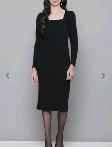 SASSAFRAS Black Bodycon Dress