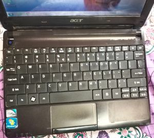 Acer Aspire One Mini Laptop D2570M