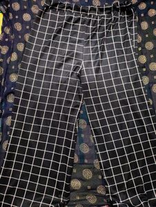 BLACK WHITE STRIPED PLAZZO