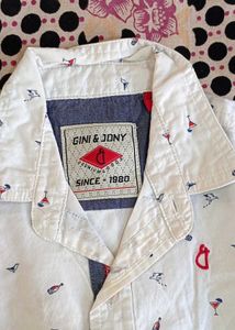 kids branded white shirt