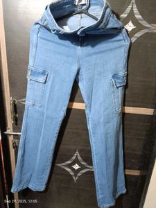 Light Wash  Straight Fit Jeans