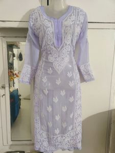 chikan work kurti