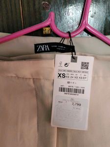 Zara High-waisted Bootcut Or Flared Fit Jeans