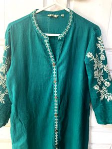 Max Blue Embroidered Straight Kurtha