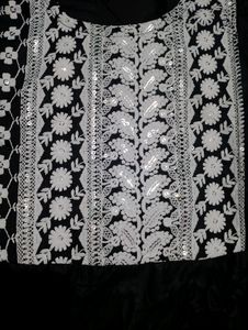 Nayracut Kurta Set