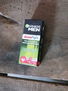 Garnier Men AcnoFight Moisturizer