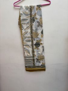 White Floral Print Kurta Set With Dupatta